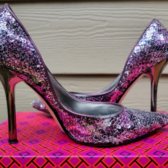 2/$18 Guess d'Orsay Purple Snakeskin Sequined Pointed Toe Heels Stilettos 6 M - Picture 11 of 15